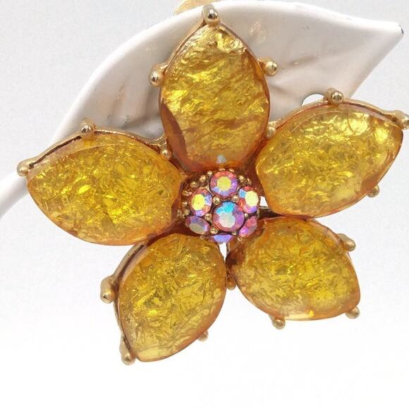 Vintage Gold Foil Floral Clip Earrings, Pink AB Rhinestone Centers, 1 3/8 Inches - Picture 3 of 9